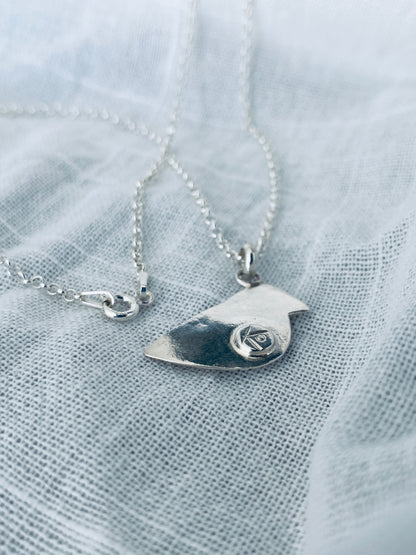 Little Birdie: Georgia Gul