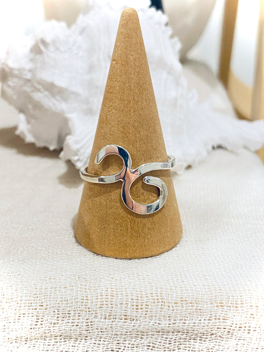 Wind & Water Thumb Ring (Design D)