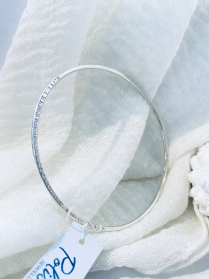 Flow Bangle (thin)